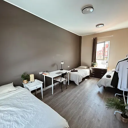 Casa Roja - Banama *